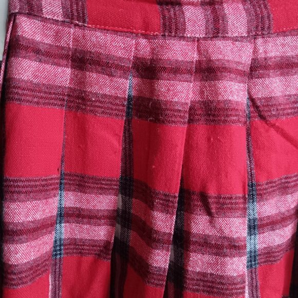 23W Vintage Red & Black Plaid Pleated Skirt With Button Zip Closure 1950's Wool - Picture 3 of 6